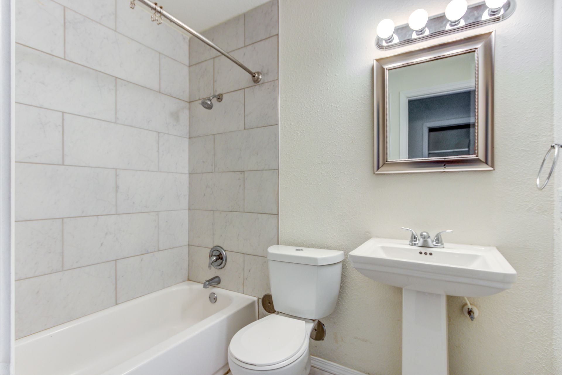 MF-08-Belle Grove Apartments 4 of 12