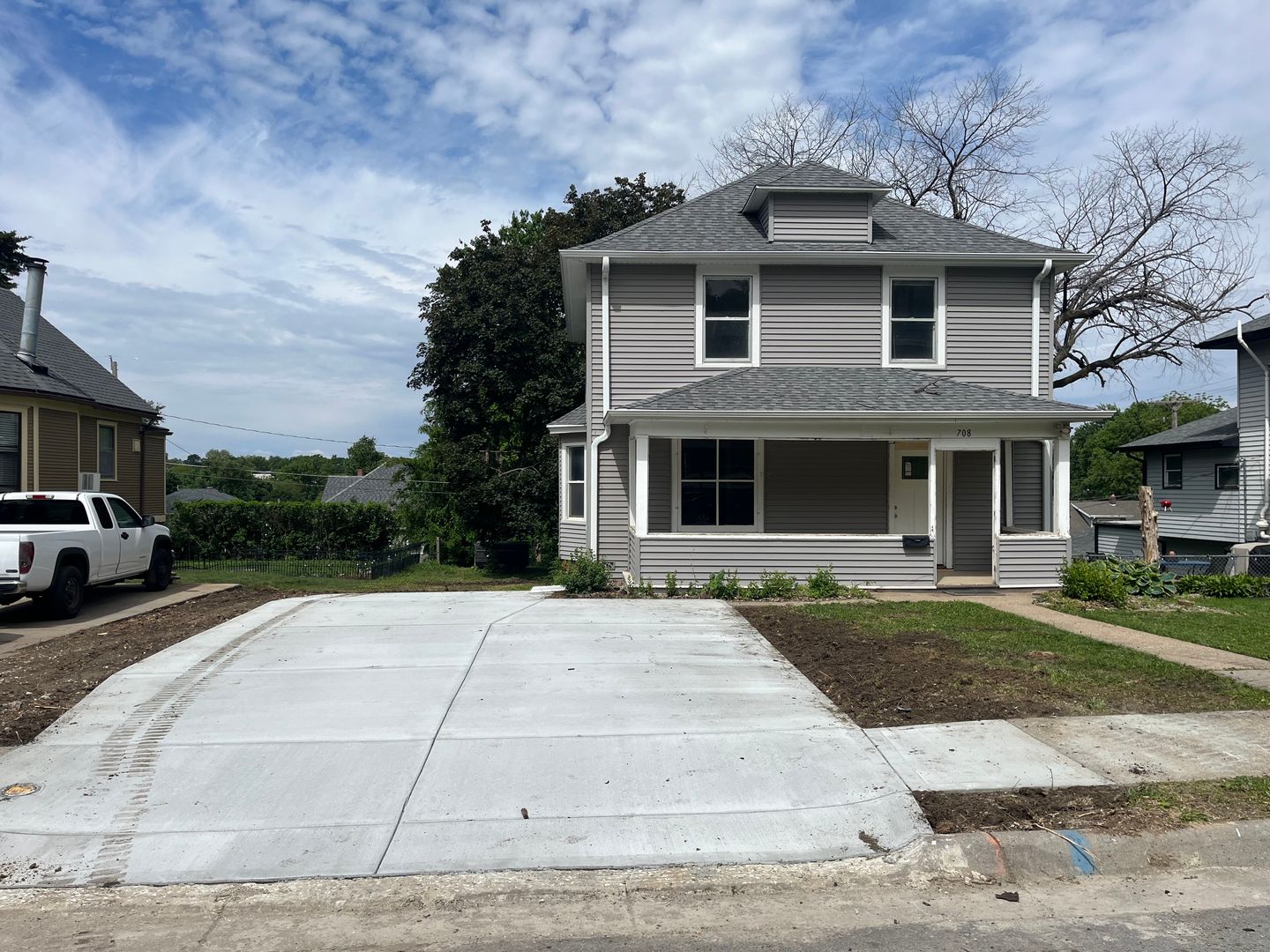 Omaha House: 708 N 41st Street