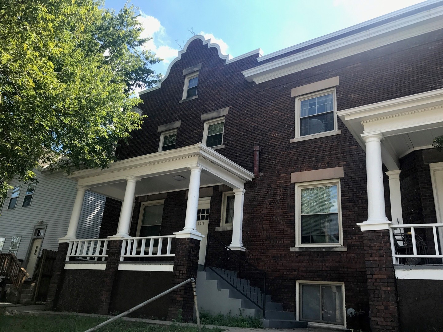 Omaha Apartment: 2917 Jackson St