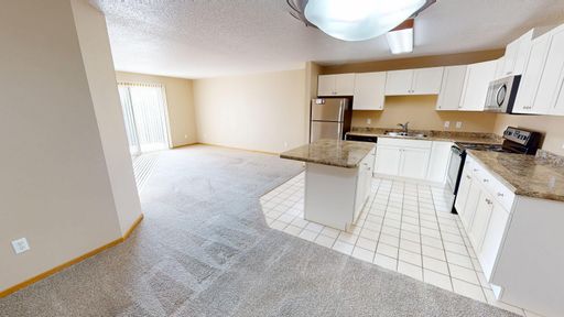 2 Bedroom, 1 Bath at Dakota Park – photo 1