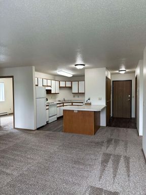 3 Bedroom, 2 Bath Units at Dakota Drive – photo 1