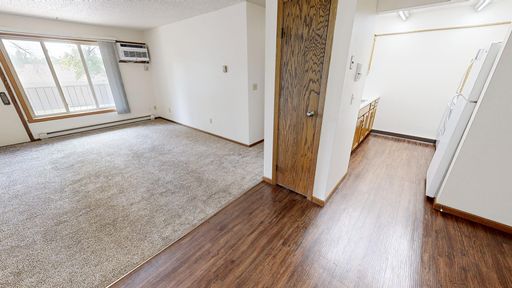 1624 E Gateway Circle, Unit 304 – photo 1