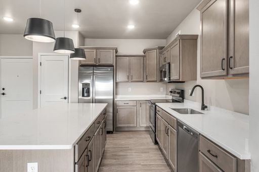 Brand New, Beautiful, Modern Apartments! – photo 1