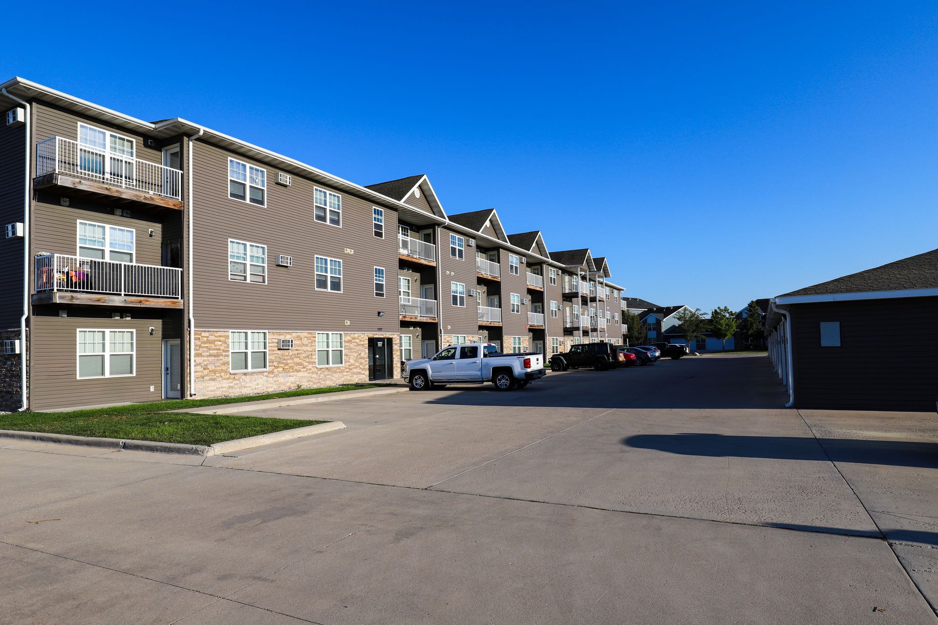 West Fargo Apartment: 1227 Queens Way