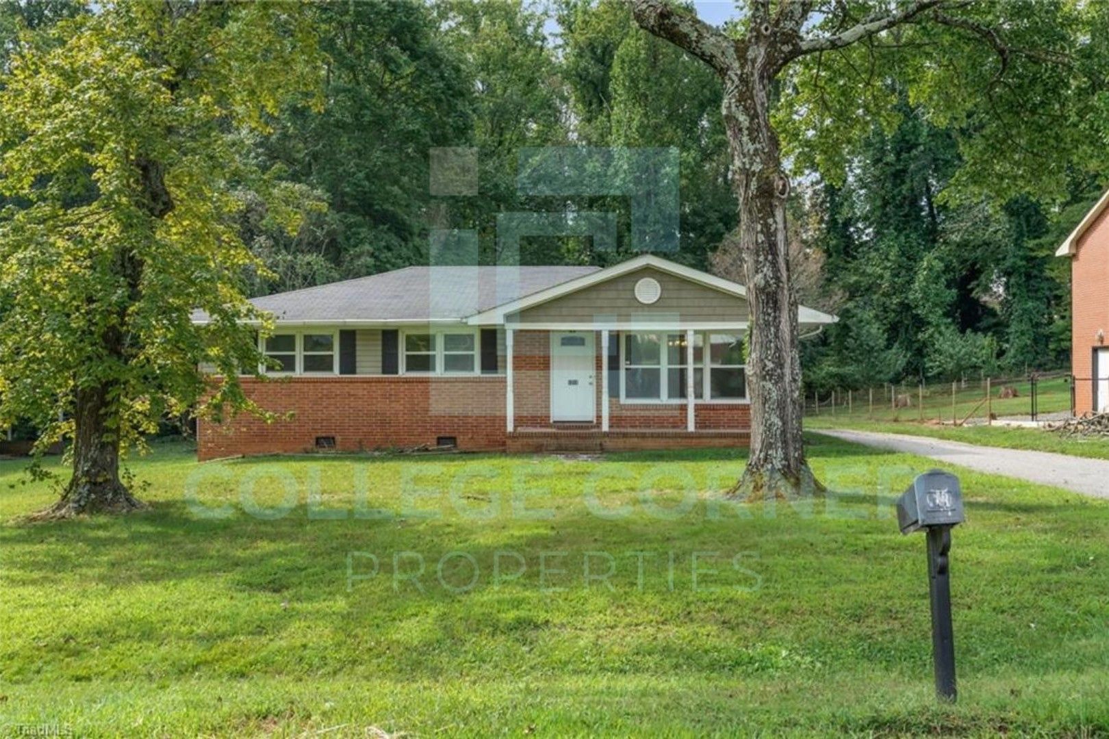 Winston-Salem Apartment: 1212 Brookwood Drive