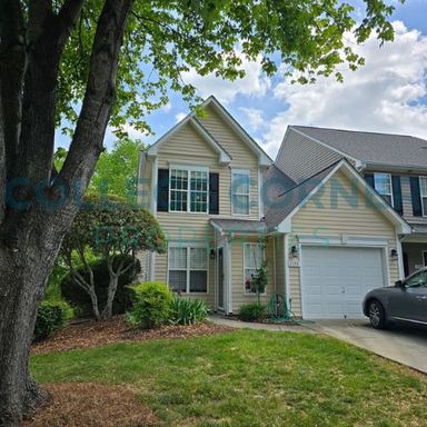 1133 Academic Drive/Deacon Ridge Townhome - AVAILABLE 6/1/2027-5/18/2028 Fully Furnished – photo 1