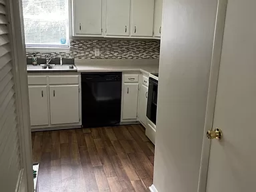 610 Cedarbrook Ct, Lewisville, N.C. 27203 – photo 1