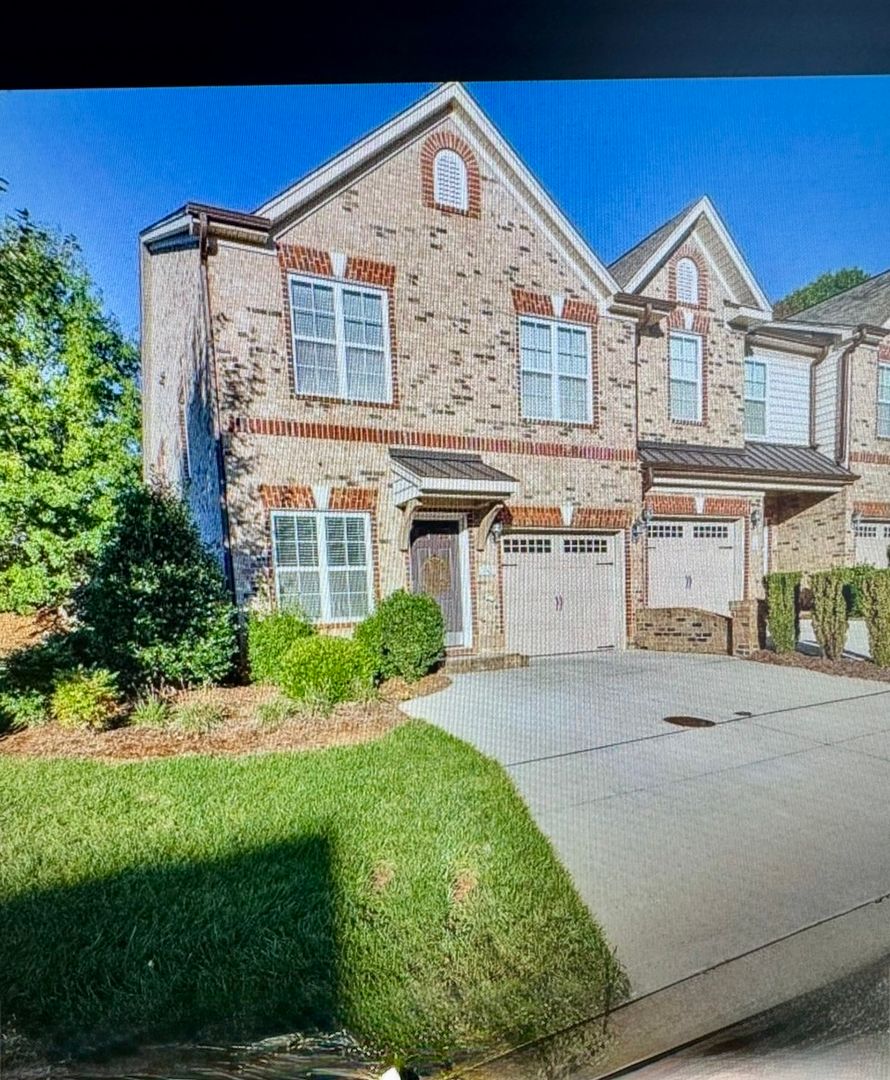 742 Sterling Brooke Court, Winston Salem, N.C. 27103