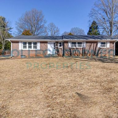 1465 BROOKWOOD DRIVE Available 6/1/2028-29 (fully furnished) LOCATION! LOCATION! – photo 1