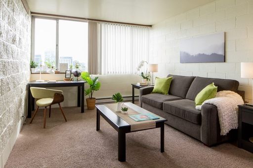 Special: 1 Month Free!!! - City Views, Reduced Rates - 1-Bedroom Living at Goose Hollow Tower - Student Housing – photo 1