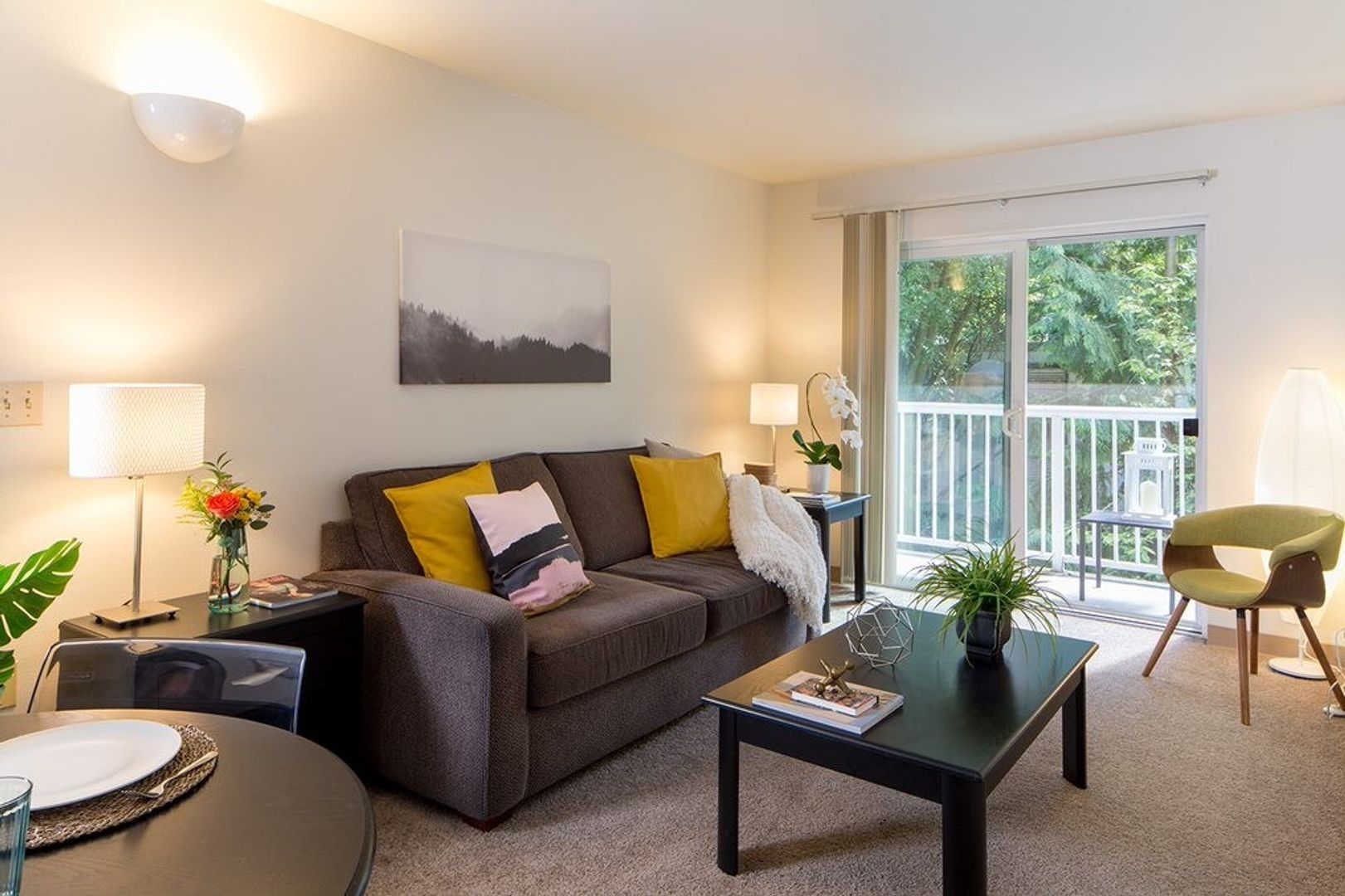 Portland Apartment: Goose Hollow Plaza