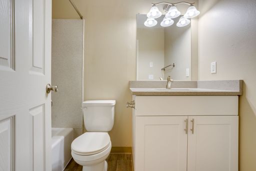 Student Housing Near Many College Campuses! – photo 1