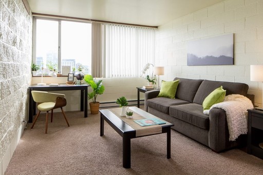 Vintage & Charming - 1-Bedroom Living at Goose Hollow Tower - Student Housing – photo 1