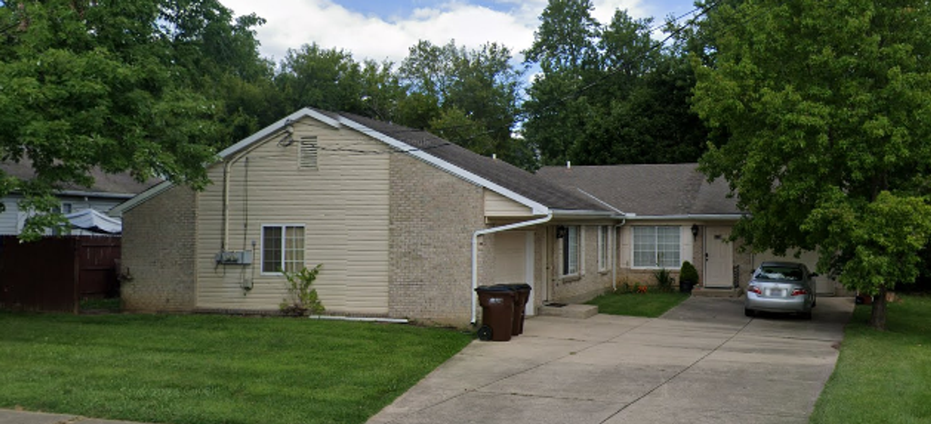 Oxford Apartment: 56-58 Kelly Dr.