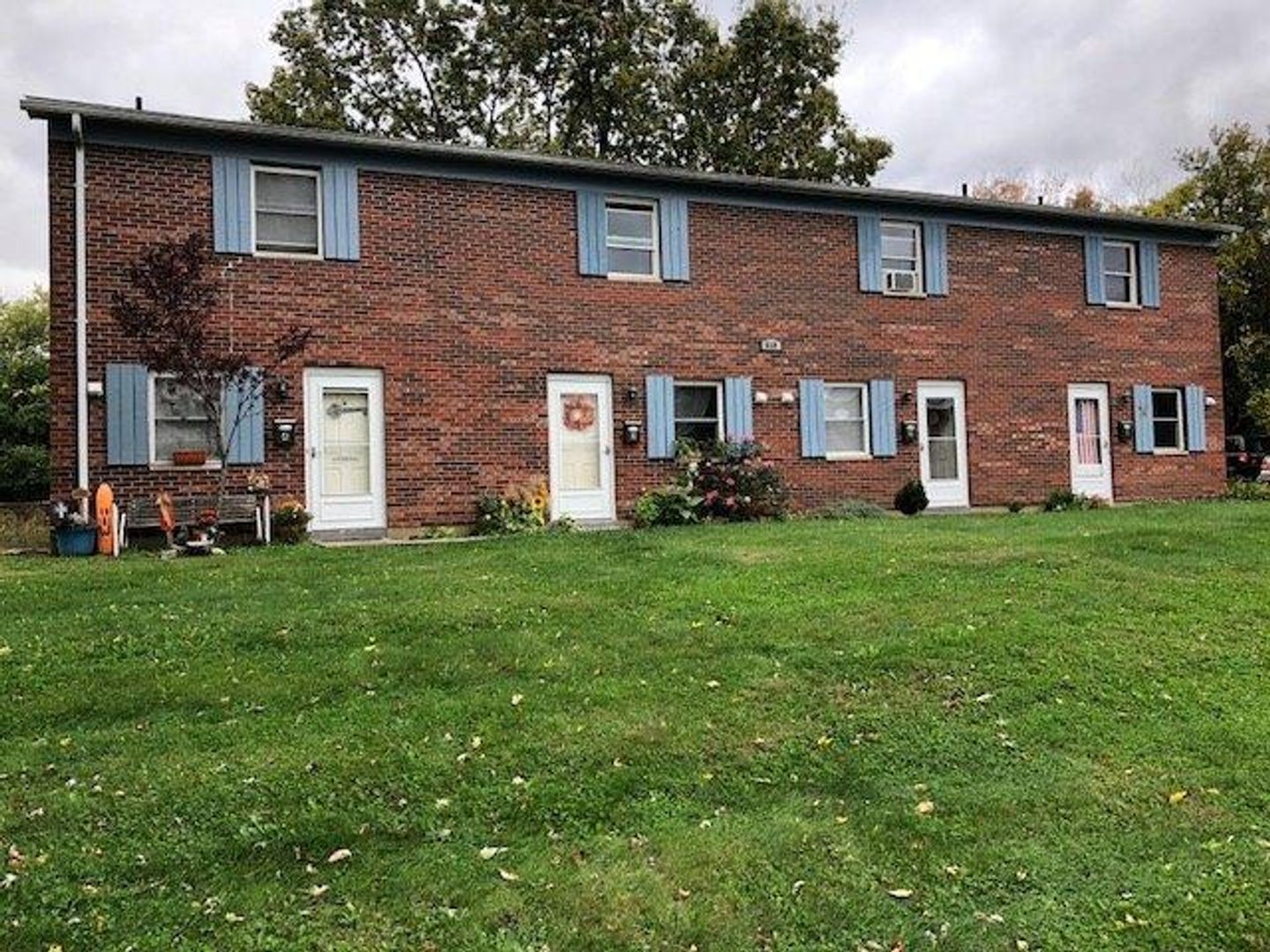 Oxford Apartment: 650 McGuffey Ave.