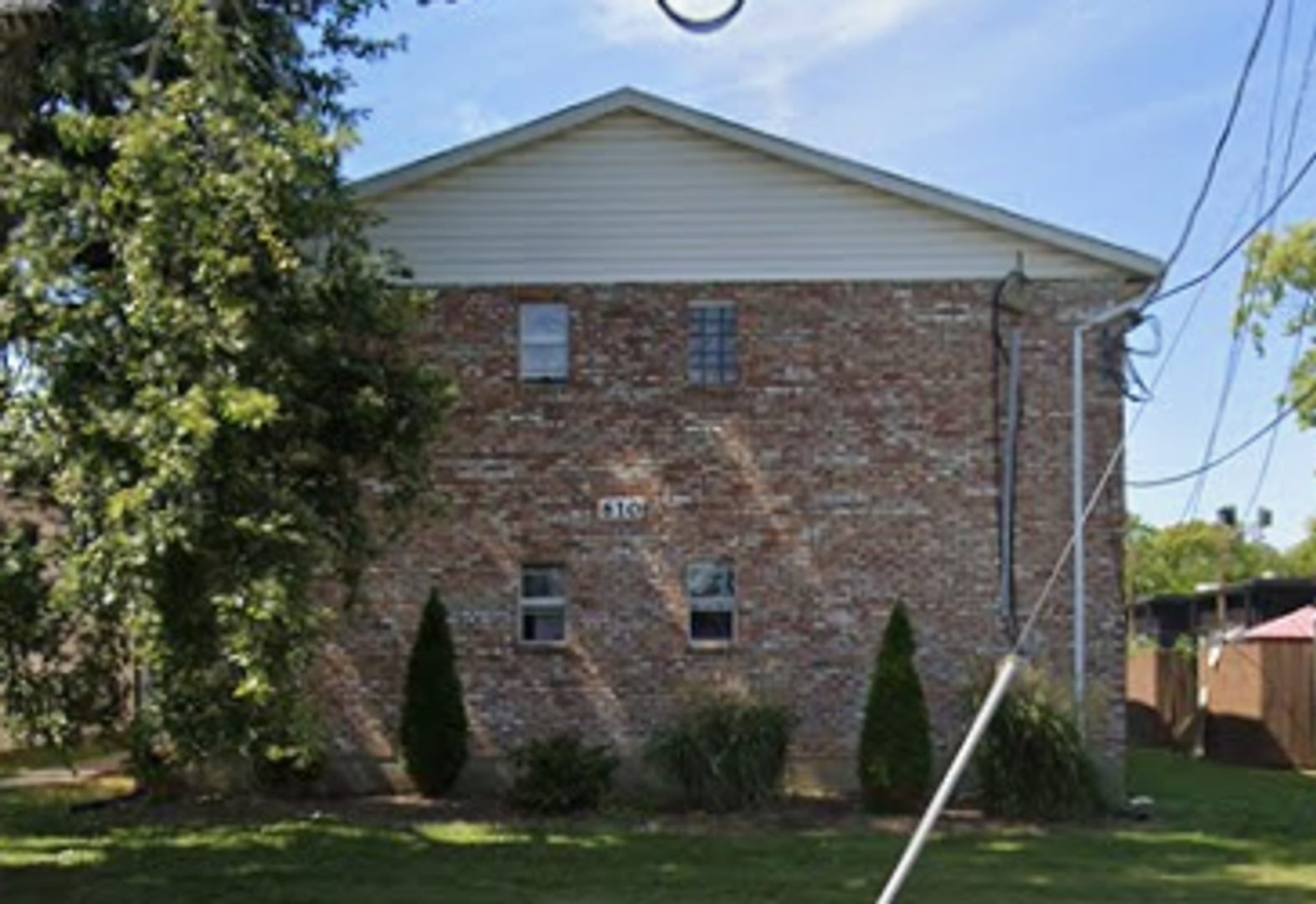 Oxford Apartment: 610 S. Main St.