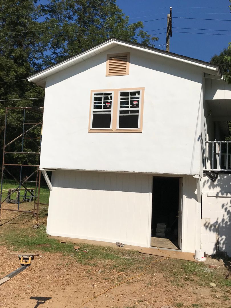 Water Valley House: 122 South Main Street