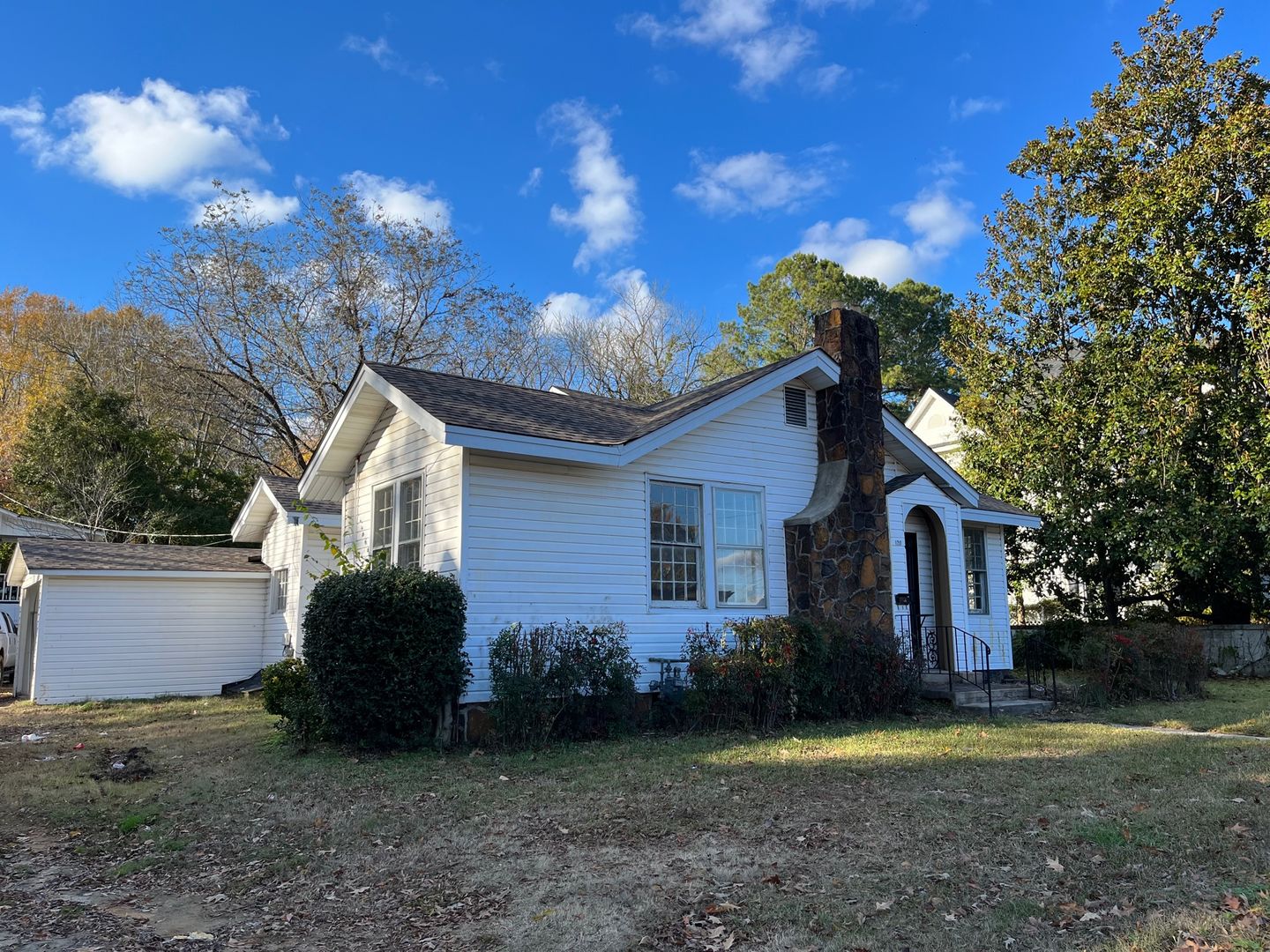 Water Valley House: 120 South Main Street