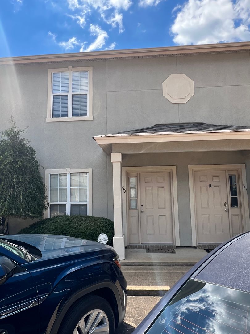 Oxford House: 2109 Harris Drive, Unit 50