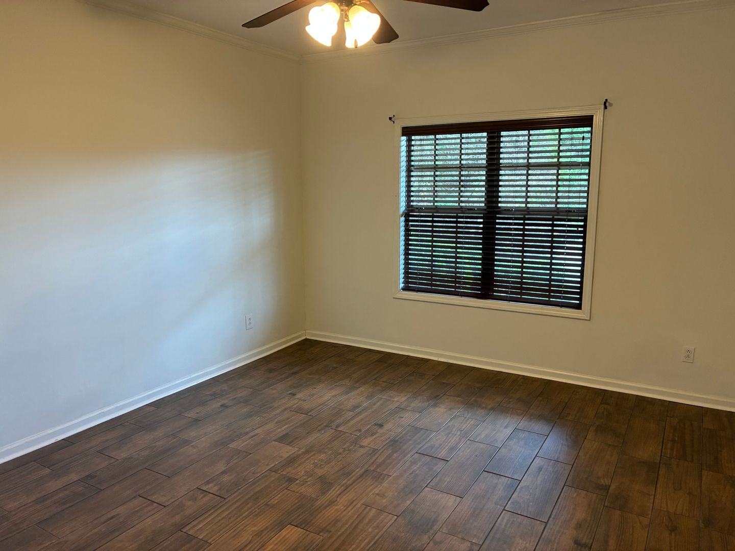 125 Cypress Glen 6 of 12