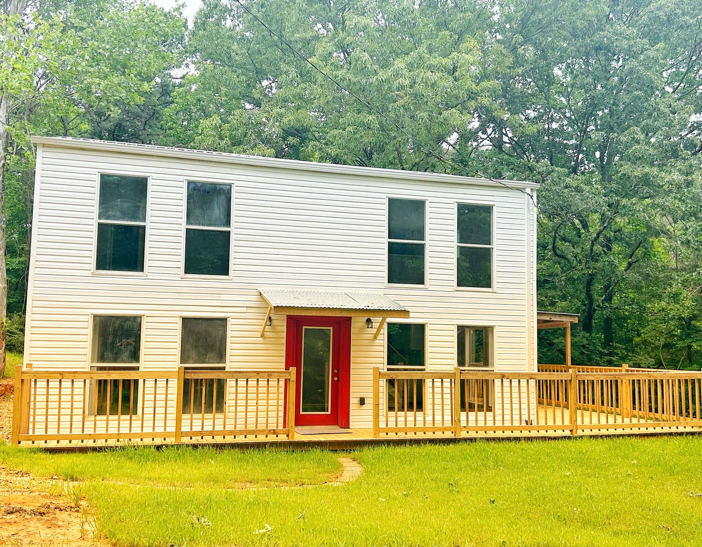 Oxford House: 16C CR 302