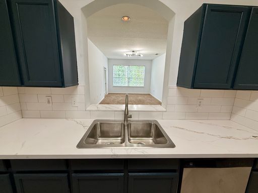 Spacious Condo Living in the Heart of Southside! – photo 1