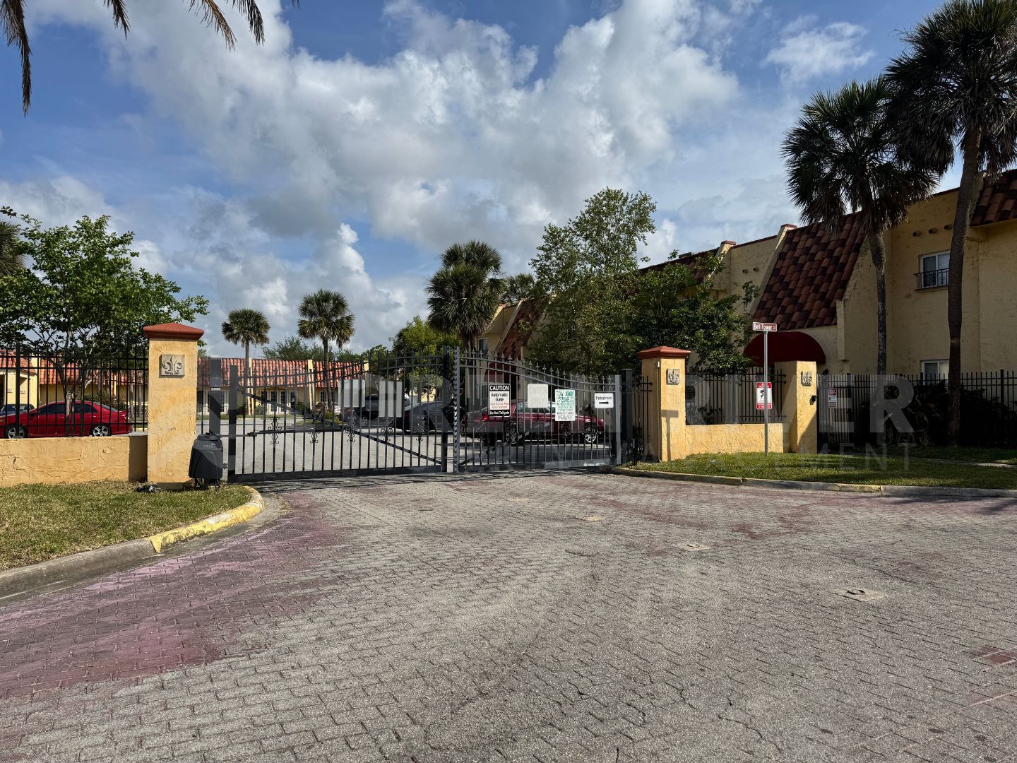 Jacksonville Condo: 3917 Corrida Ct #2