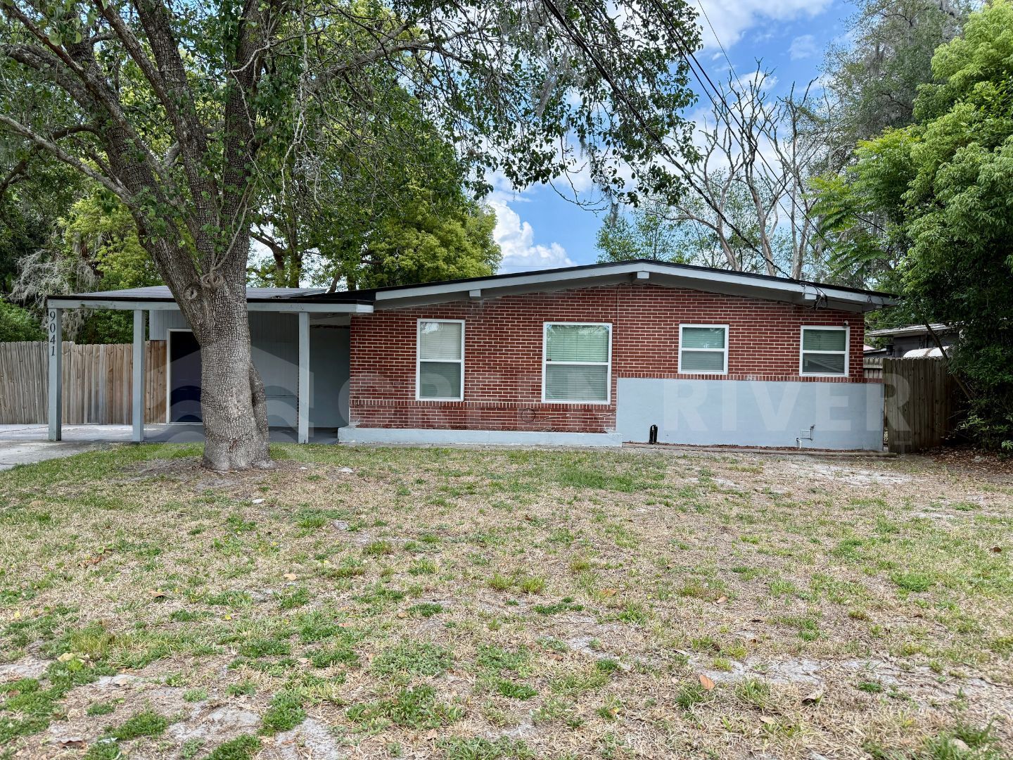 Jacksonville House: 9041 2nd Ave