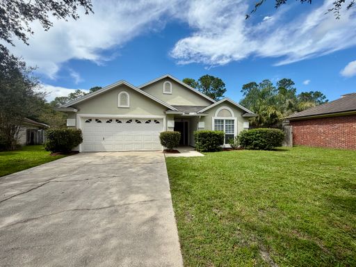Spacious 4BR Harbor Island Home with Huge Backyard! – photo 1