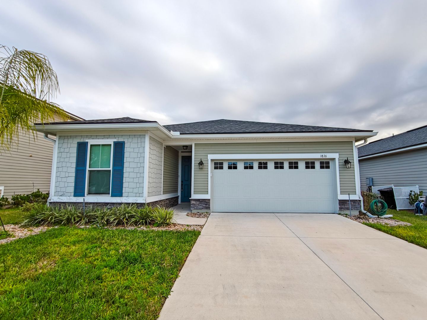 Middleburg House: 1876 Amberly Drive