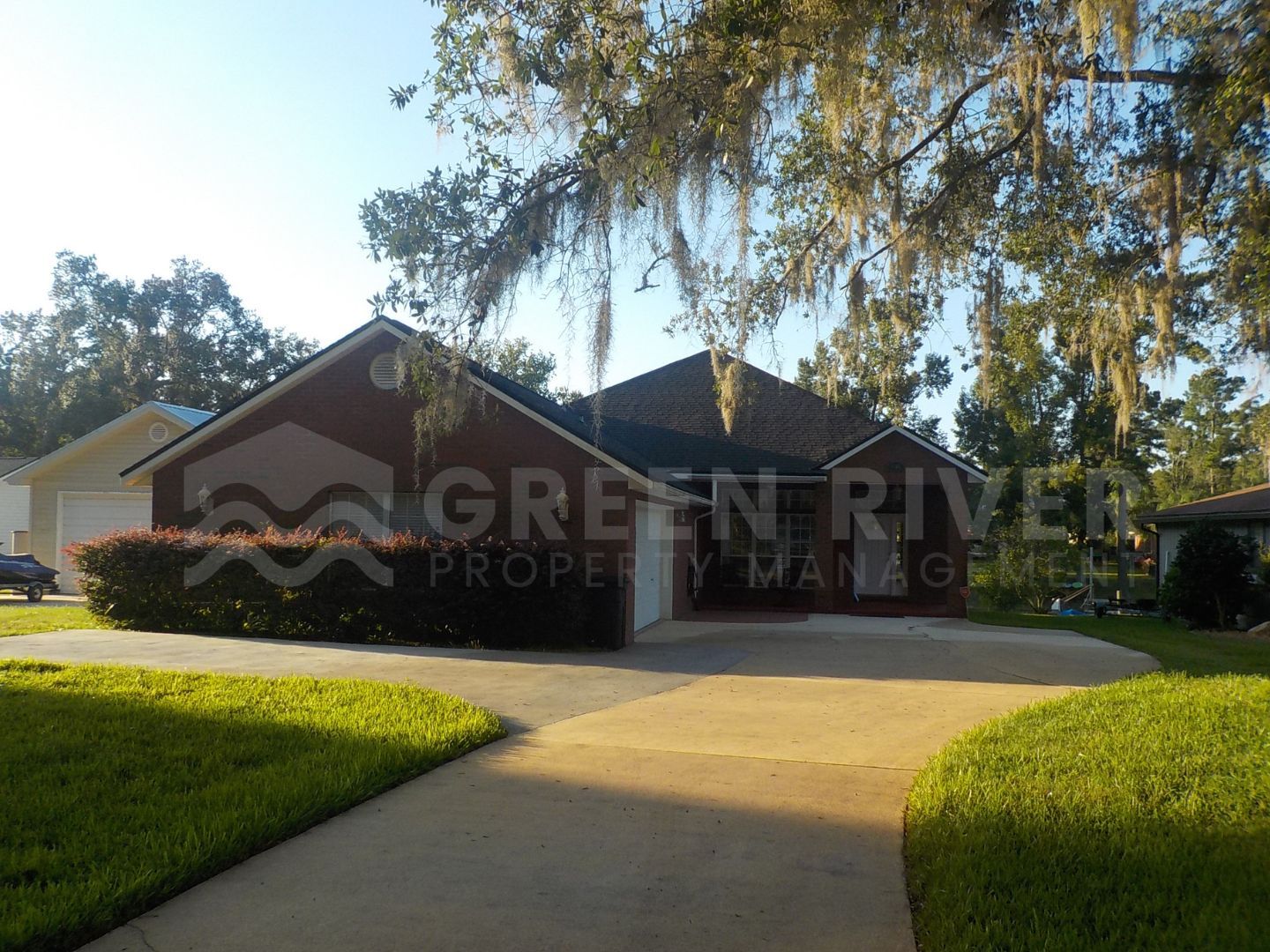 Green Cove Springs House: 1761 Oak Grove Drive S