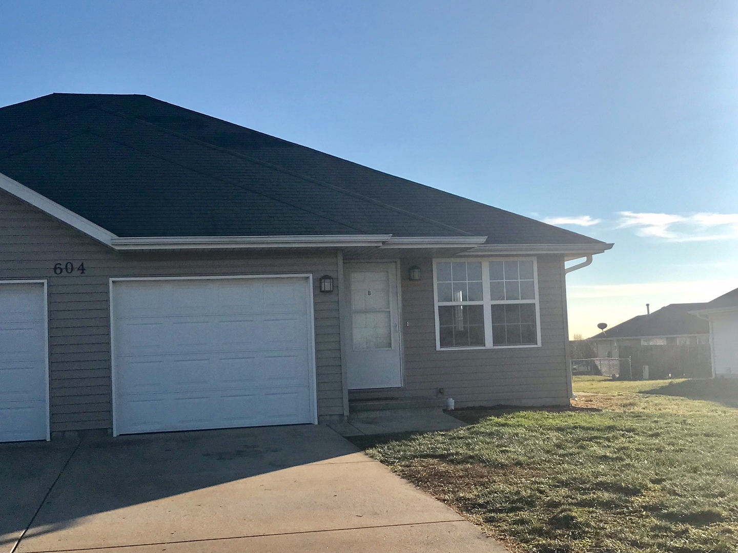 Clever House: 604 B Kimberly Ct