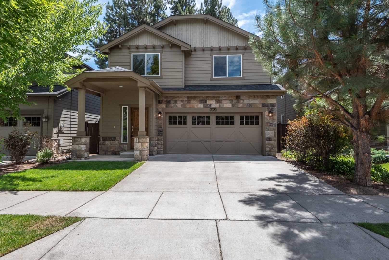 Bend House: 61150 Snowbrush Drive