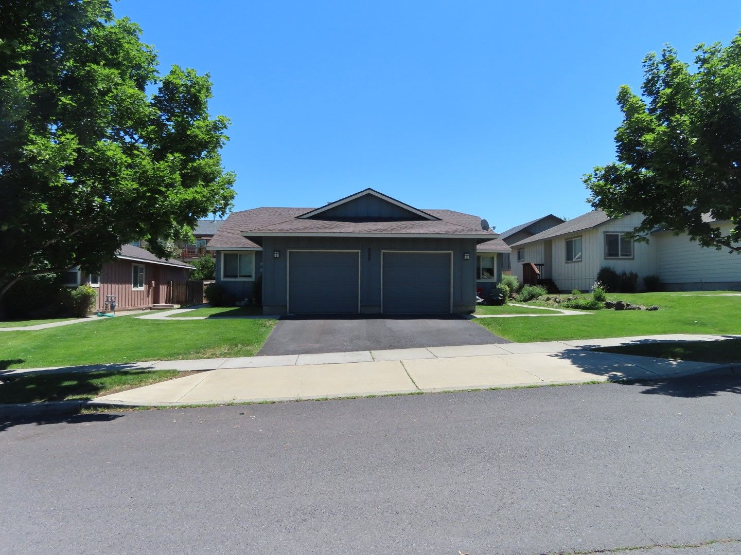 Bend House: 882 NE Hidden Valley # 1