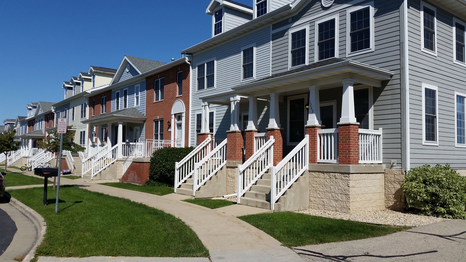 Sun Prairie Apartment: 1203-1243 Prospect Commons
