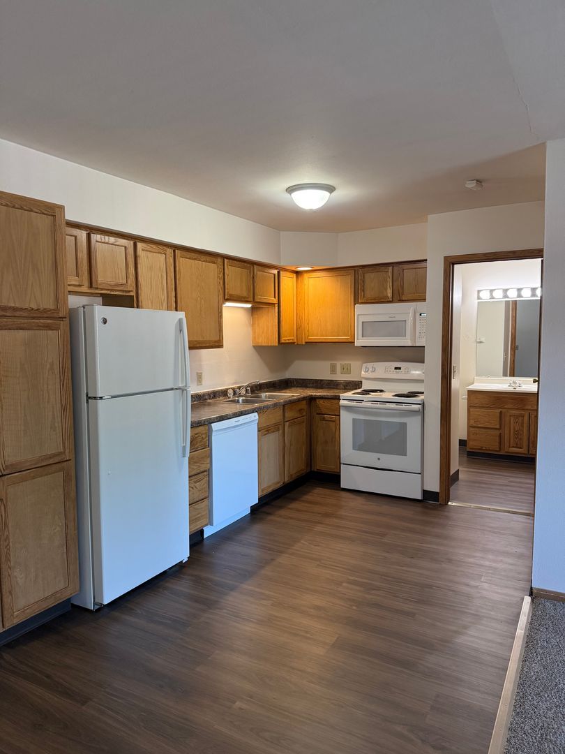 Madison Apartment: 3602 Packers Avenue