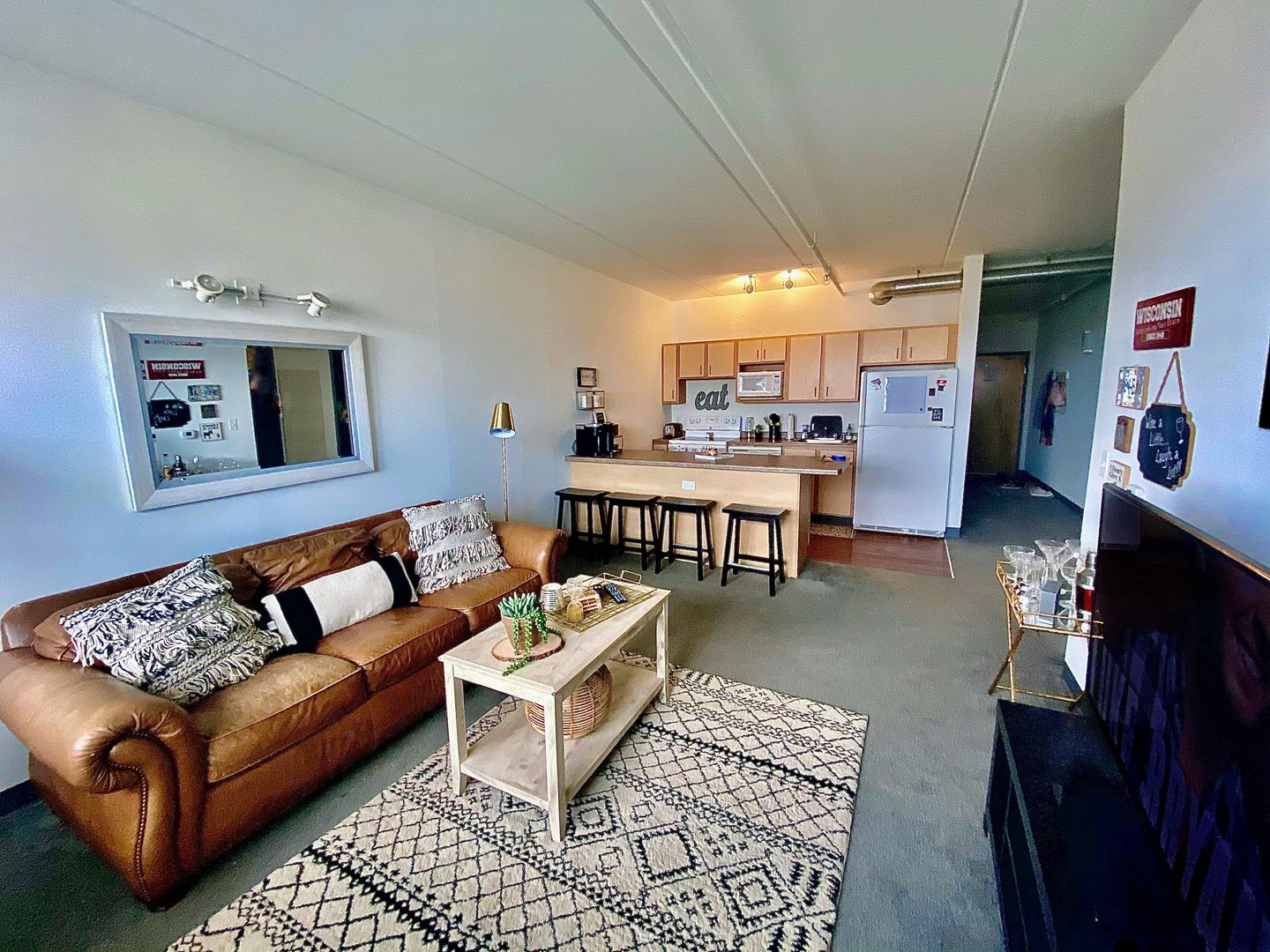 Madison Apartment: 1216 Spring Street