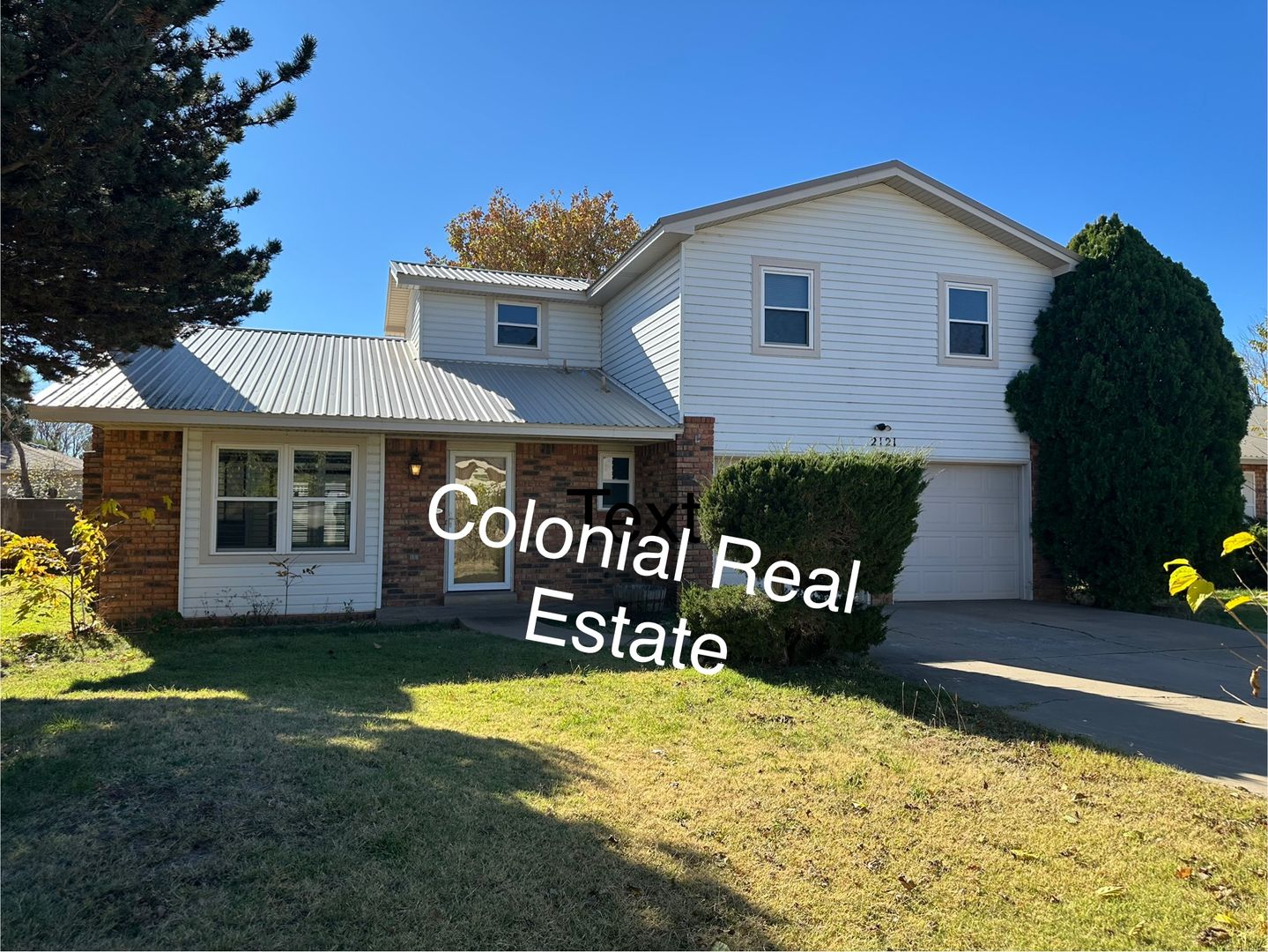 Clovis House: 2121 Castle Court