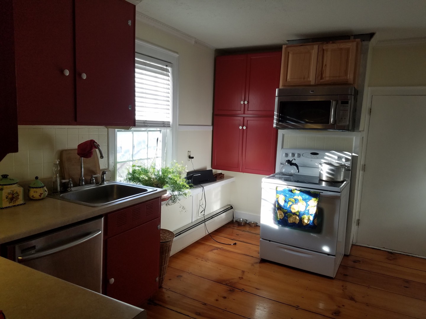 Keene Apartment: 47 Mechanic office