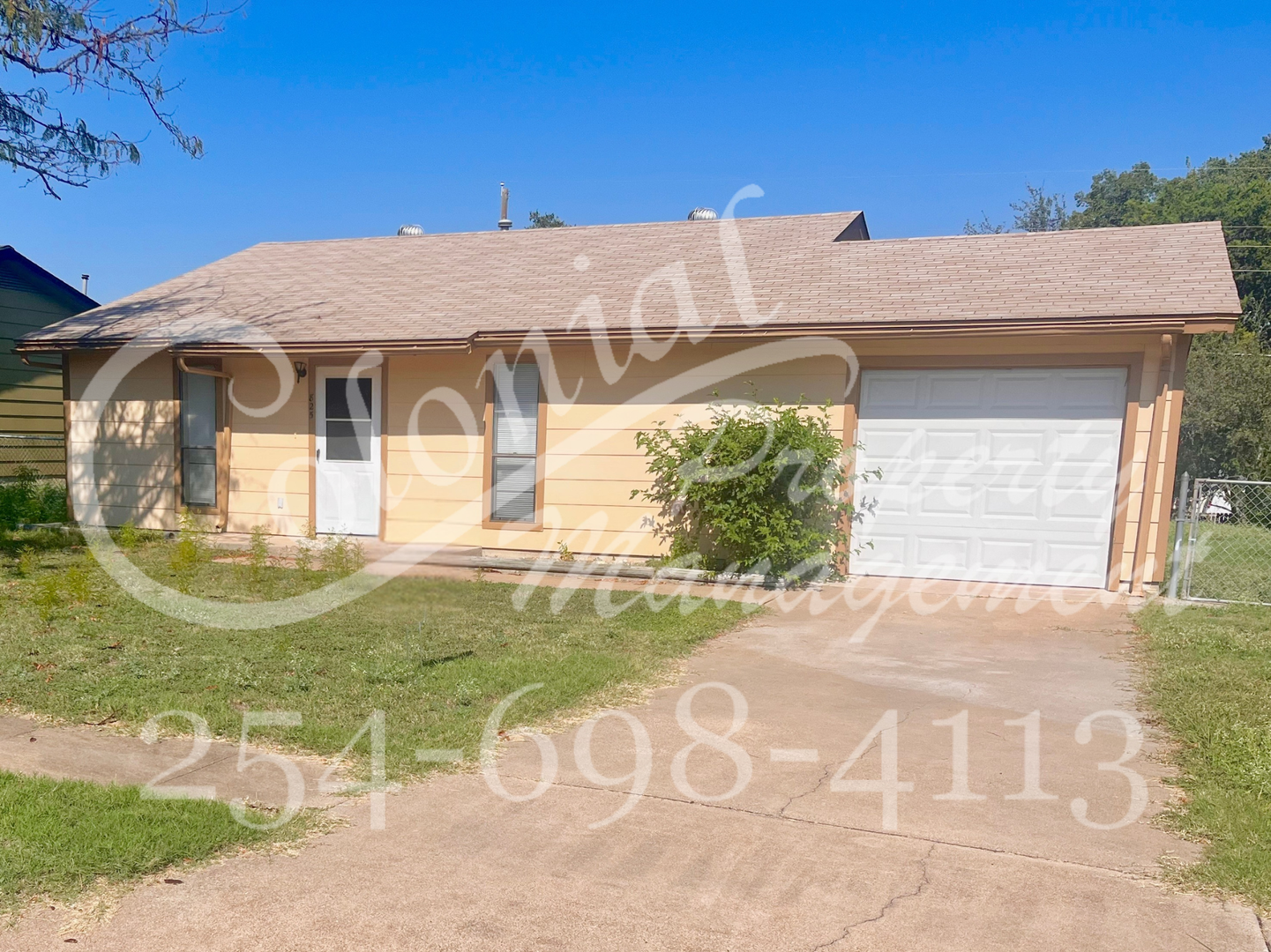 Copperas Cove House: 825 Michelle Dr