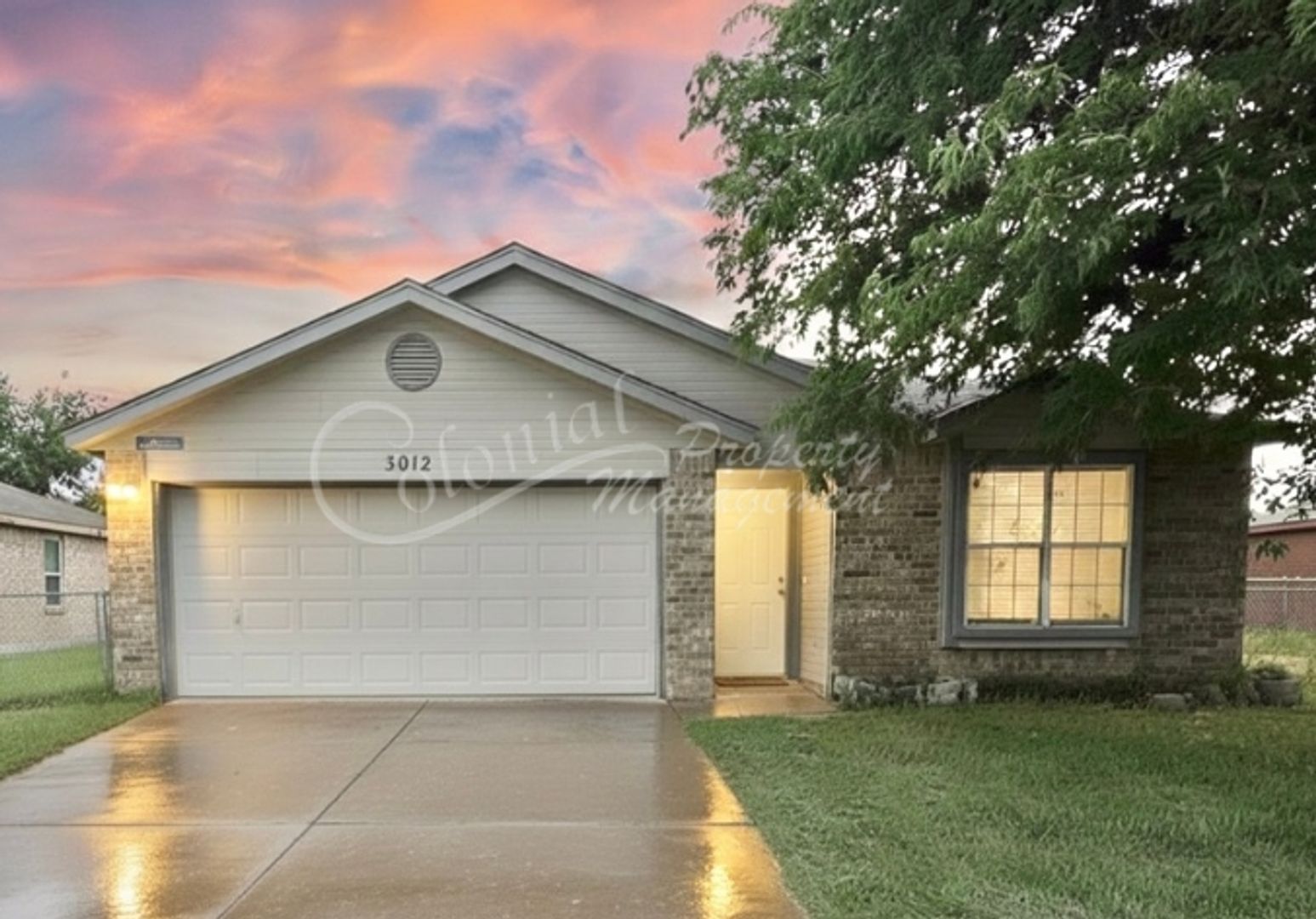 Killeen House: 3012 Viewcrest Dr