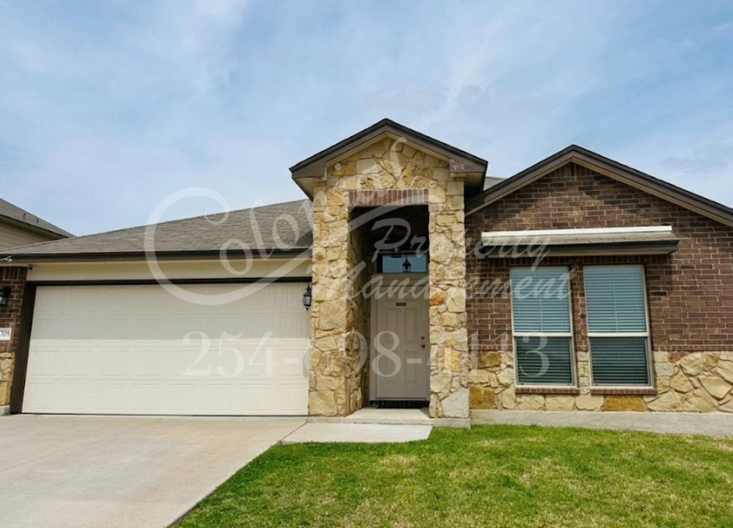 Killeen House: 3703 Anvil Range Rd