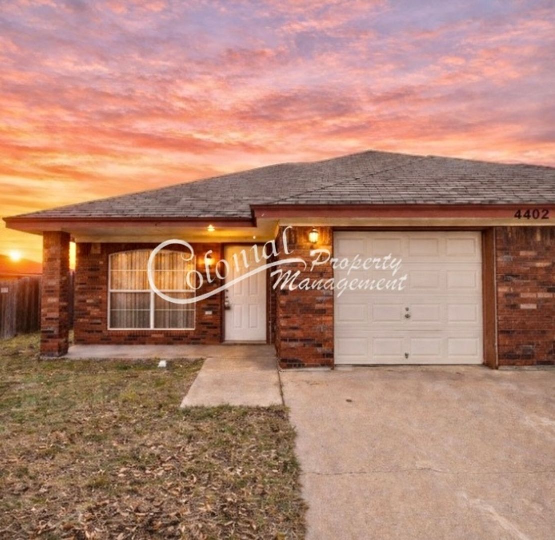 Killeen Apartment: 4402 July Dr