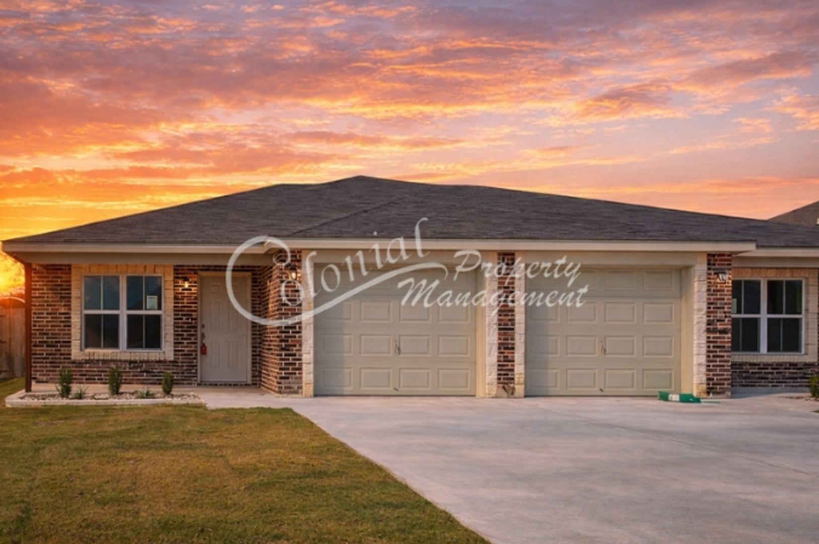 Temple House: 3204 Stonewall Dr Unit B