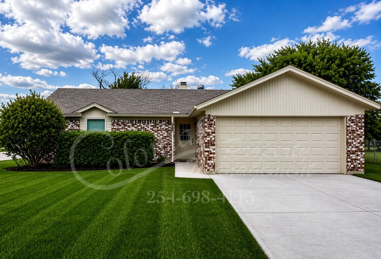 Killeen House: 2127 Hidden Hill Dr