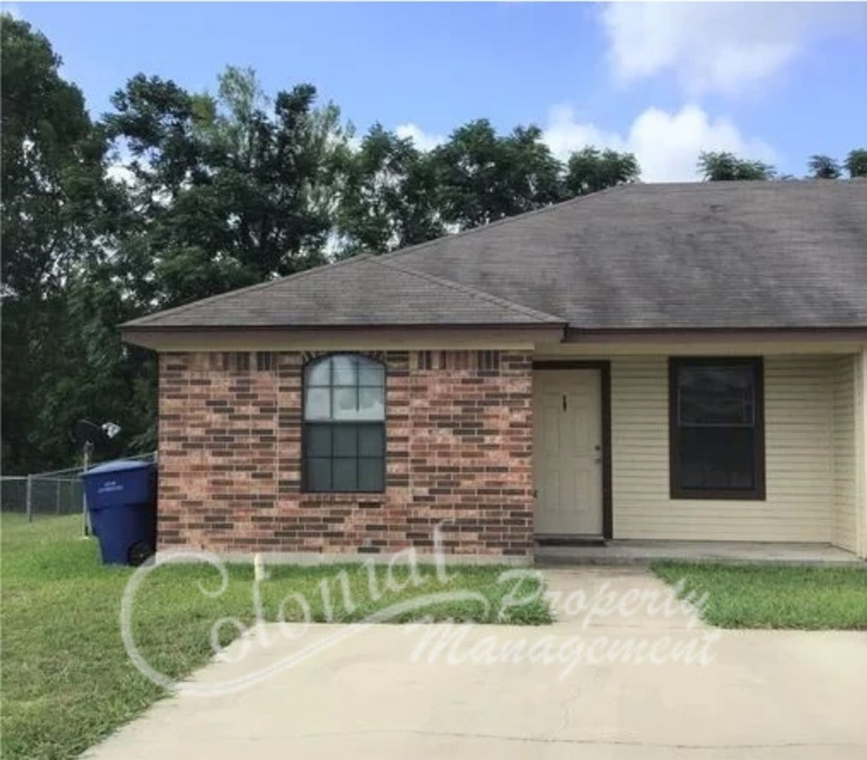 Copperas Cove Apartment: 315 Janelle Dr