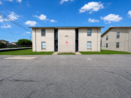 1315 Quail Cir Unit D – photo 1