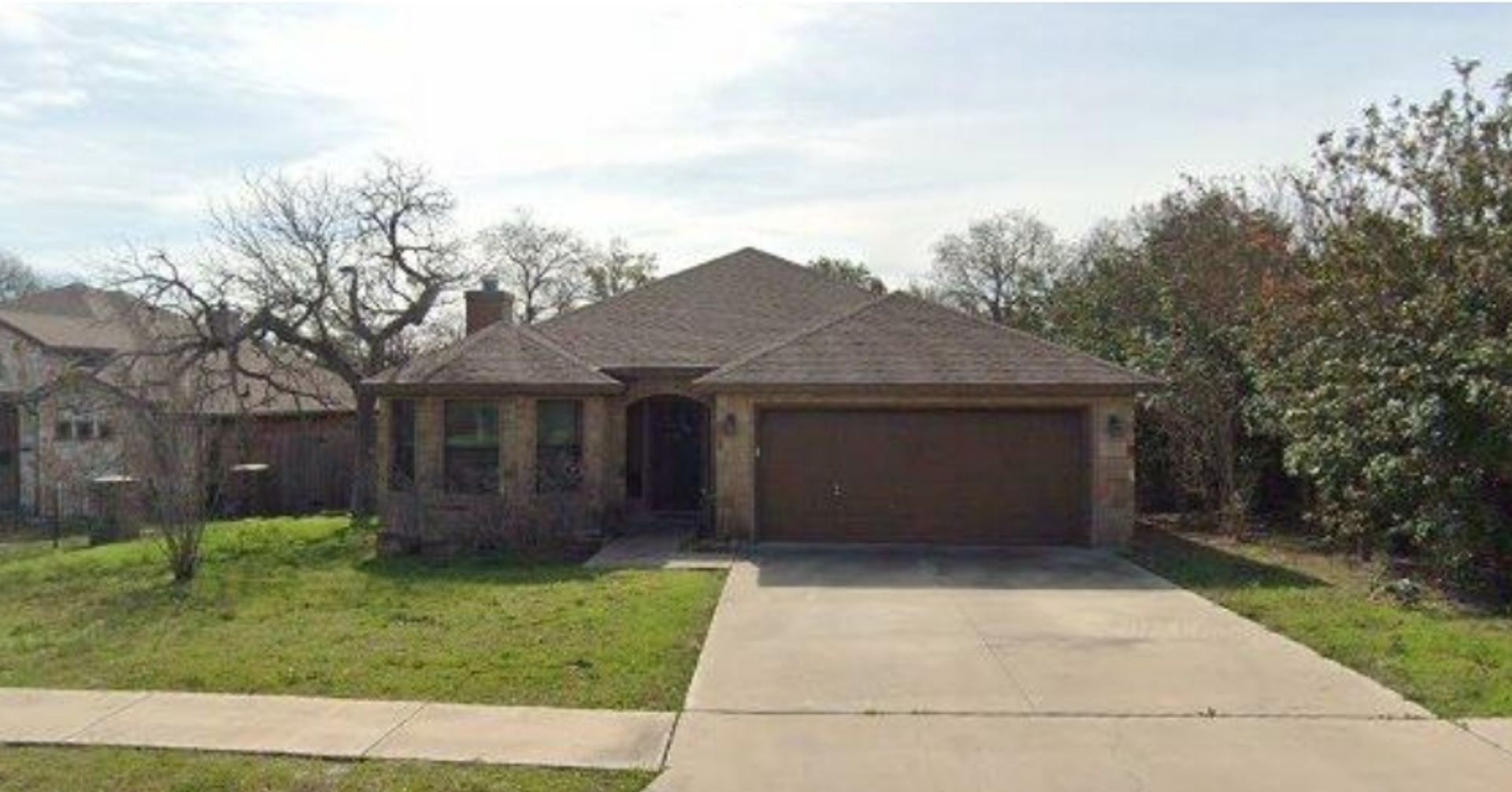 Killeen House: 5406 Encino Oak Way