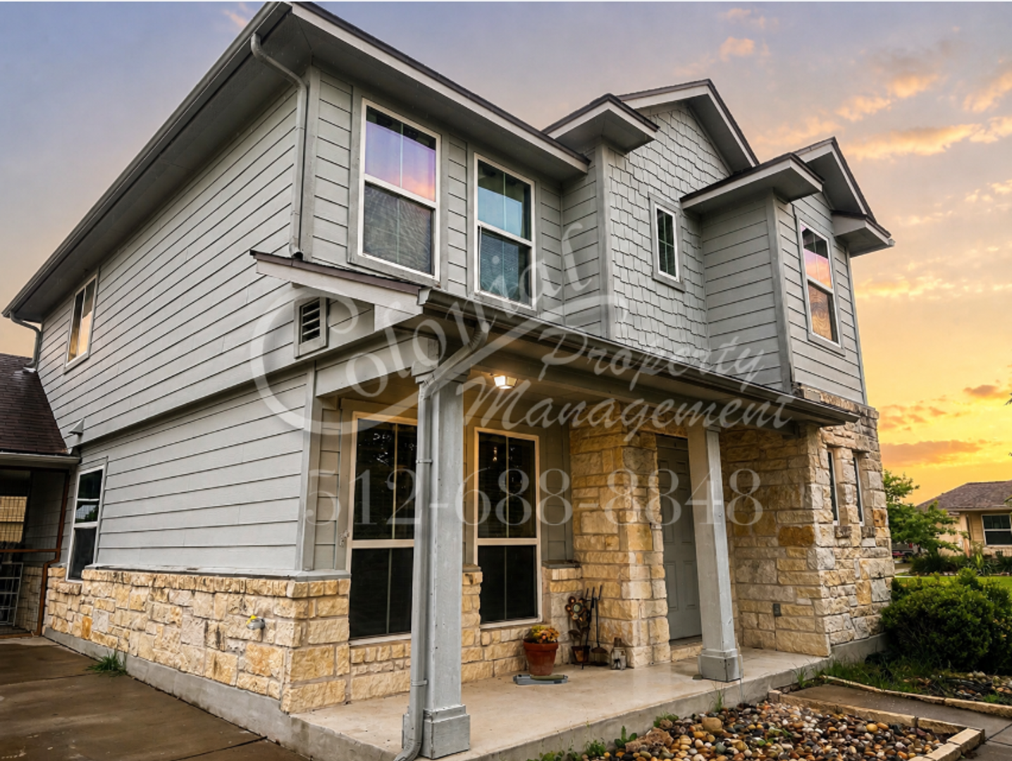 Hutto House: 1019 Stewart Dr