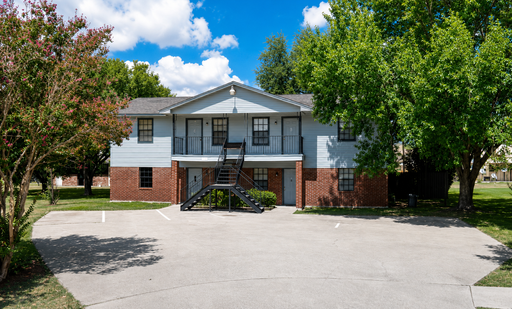4805 CEDARHILL CIR UNIT C – photo 1